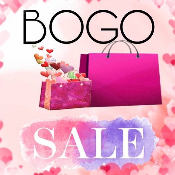 Glass Pearl And Gunmetal Silver Bracelet - Picture 4 of 5